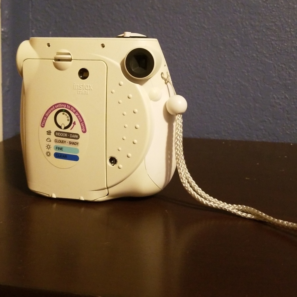 Camera - Picture 3 of 3
